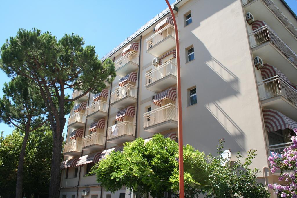 Madison Hotel