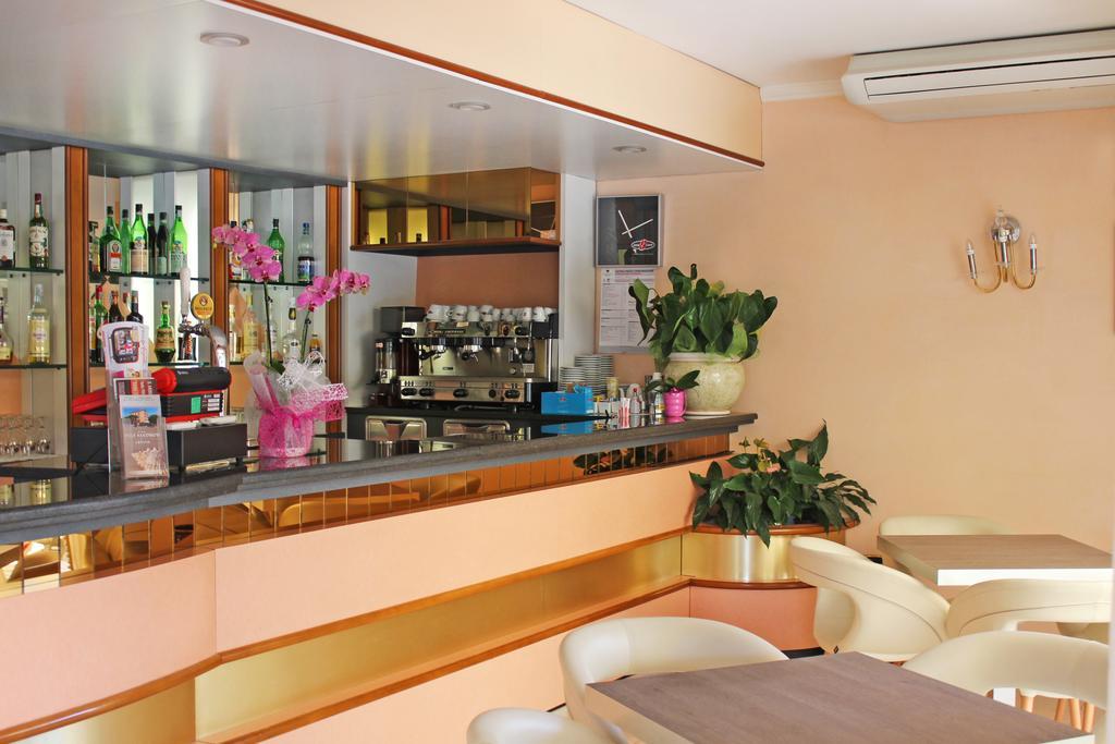 Hotel Madison 3*
